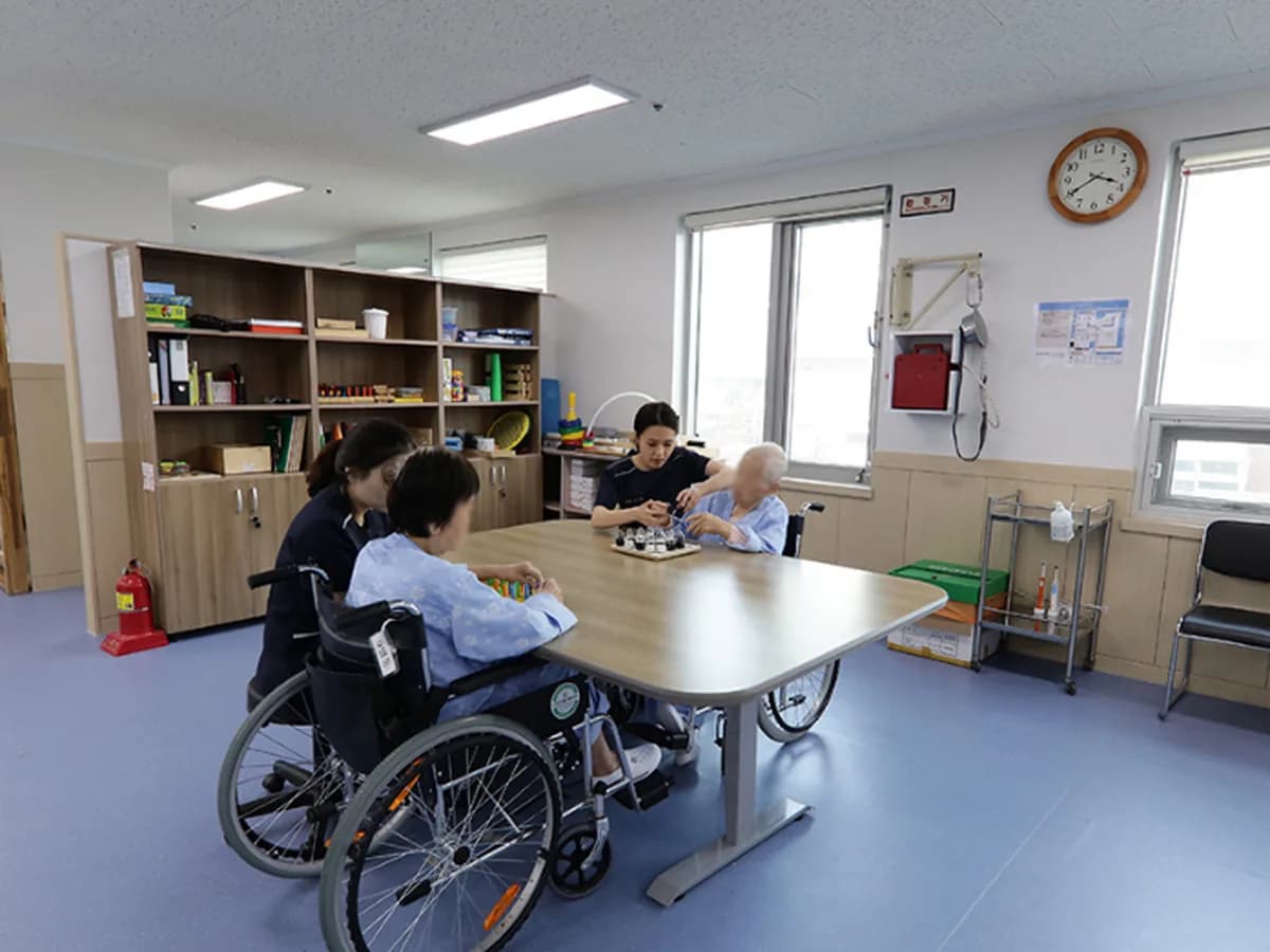 의료법인 성원의료재단 감천참편한요양병원 이미지 4