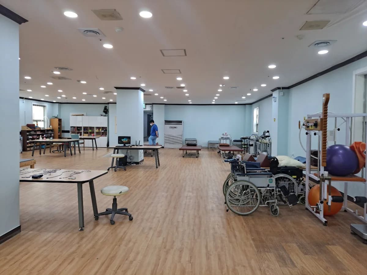 의료법인 은빛의료재단 참사랑요양병원 이미지 8