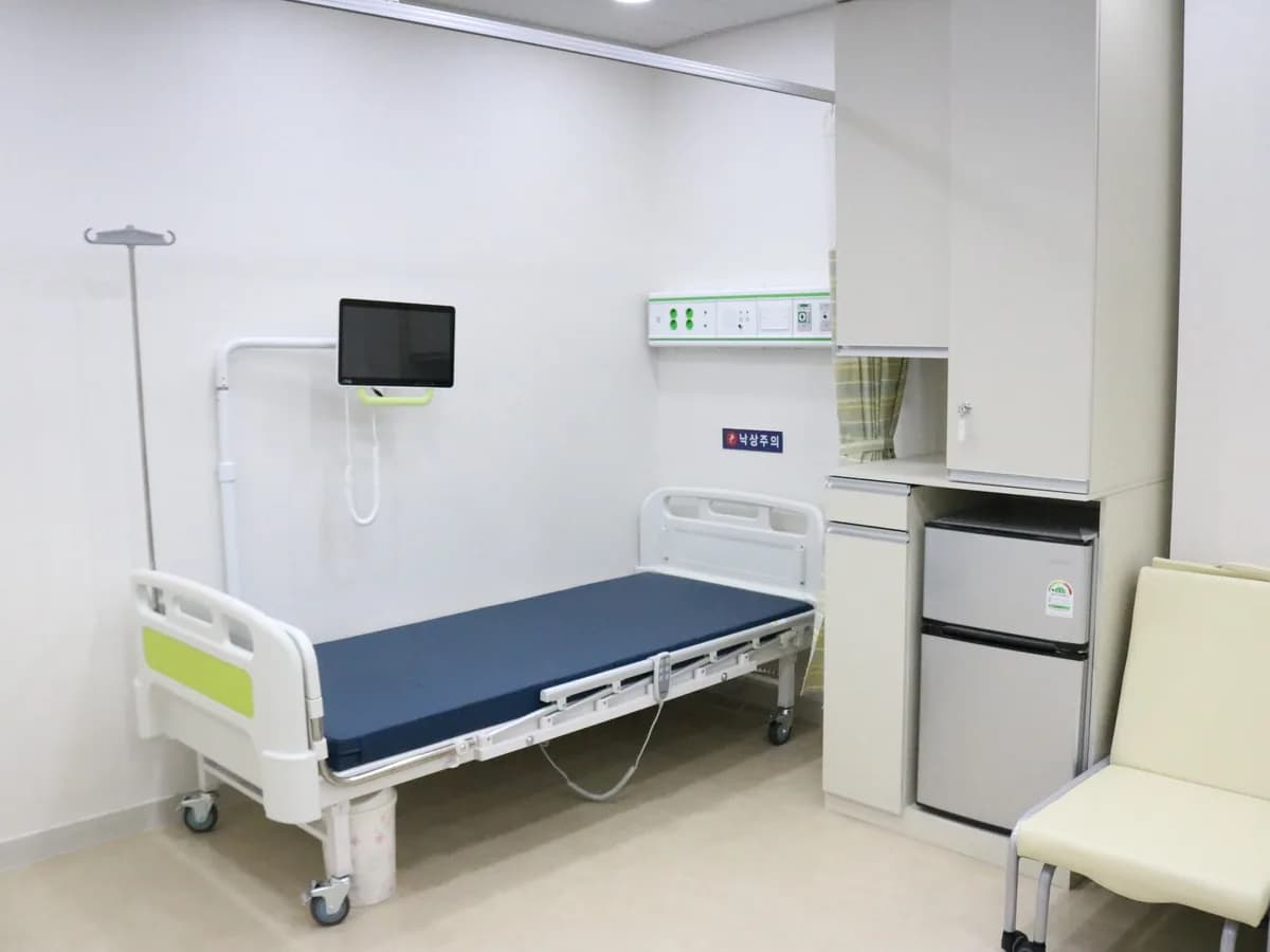의료법인더존의료재단 경희요양병원 이미지 3