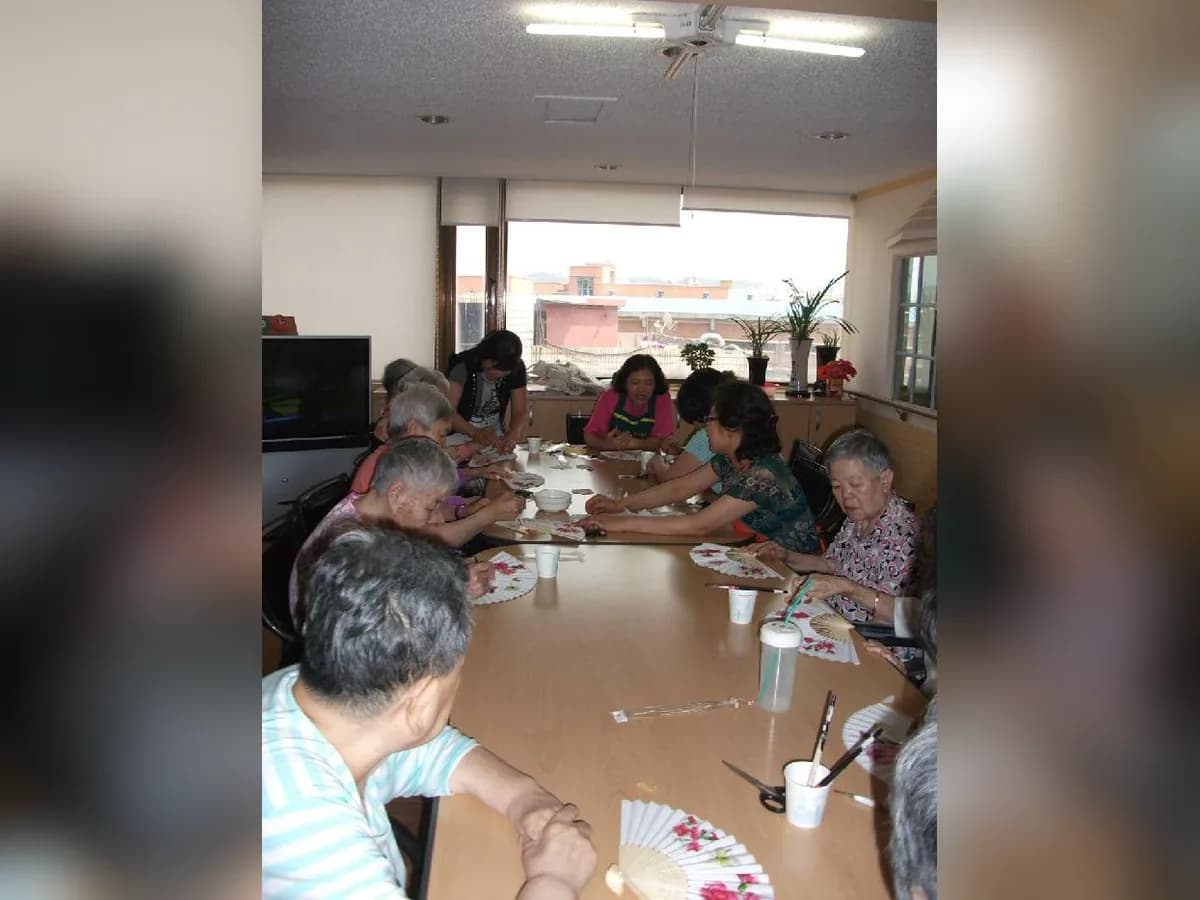 흰돌장기요양센터1호점 이미지 8
