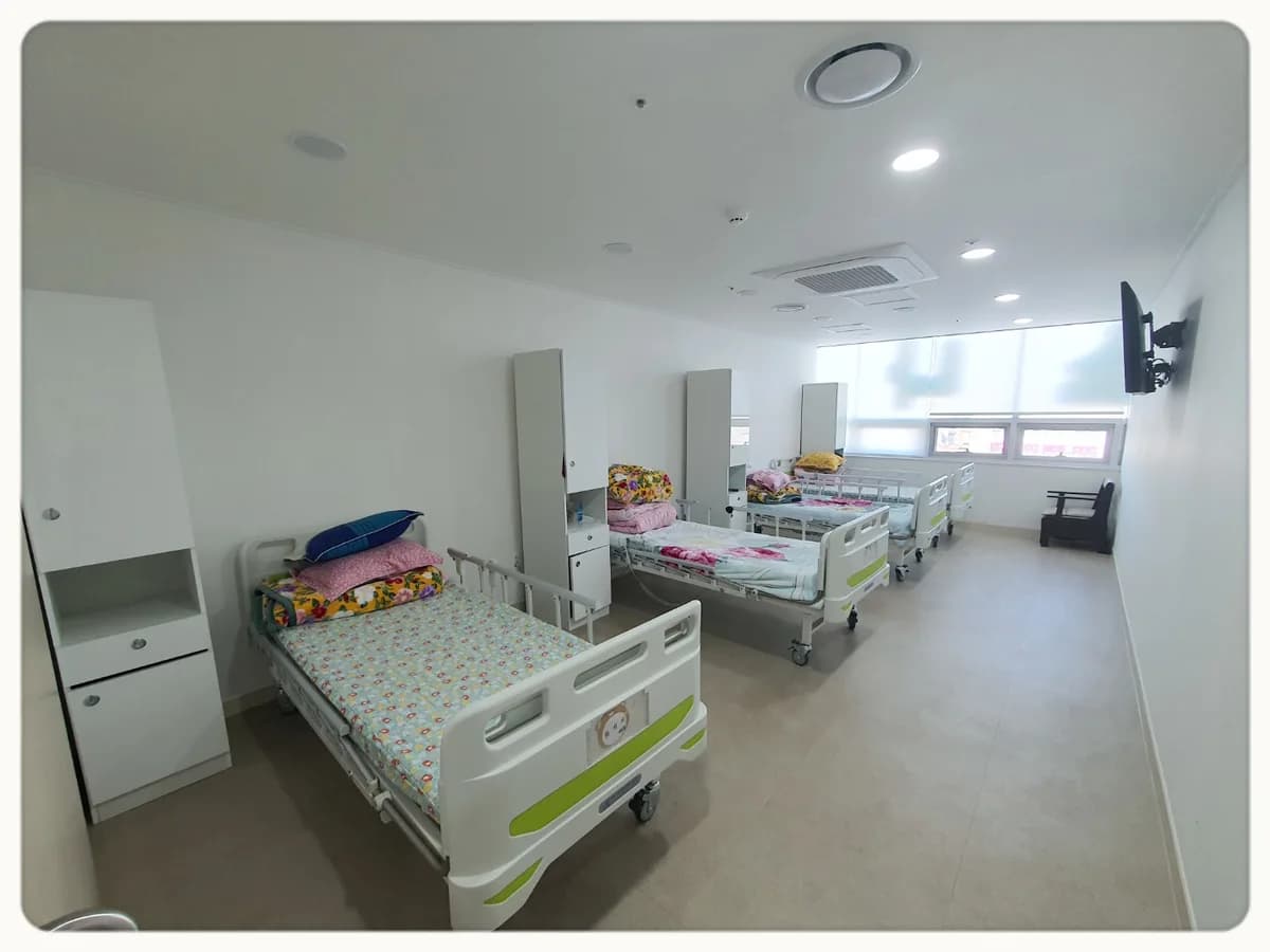 소나무요양원 이미지 4