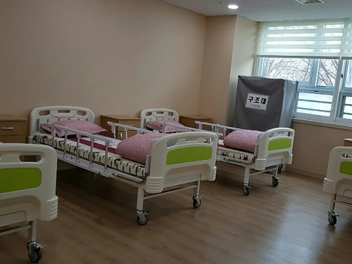 한가족간호재활요양원 이미지 8