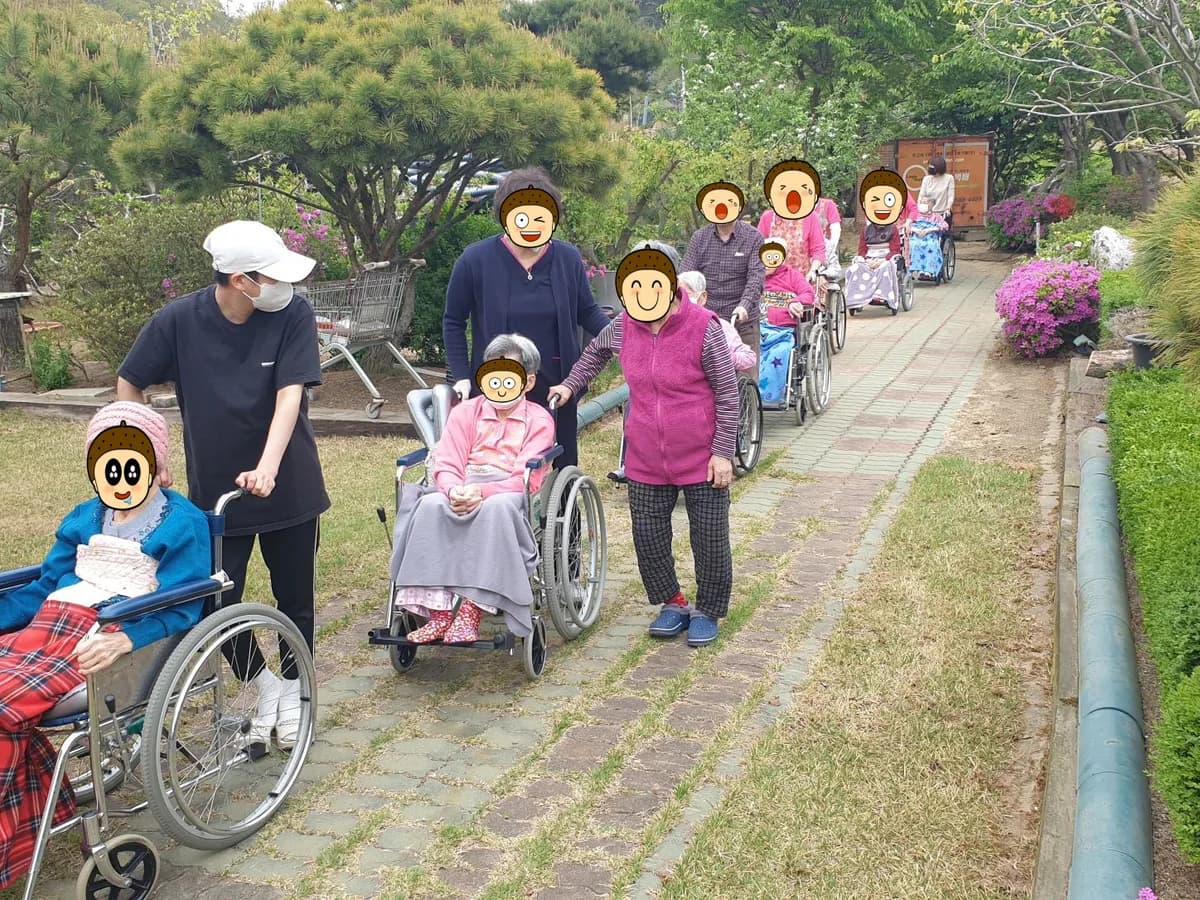 햇살실버타운 이미지 3
