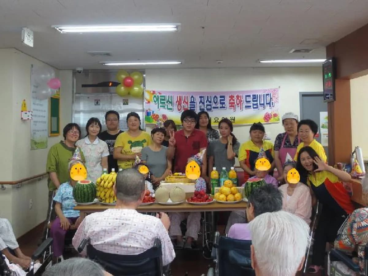 씨밀래노인전문요양원 이미지 2