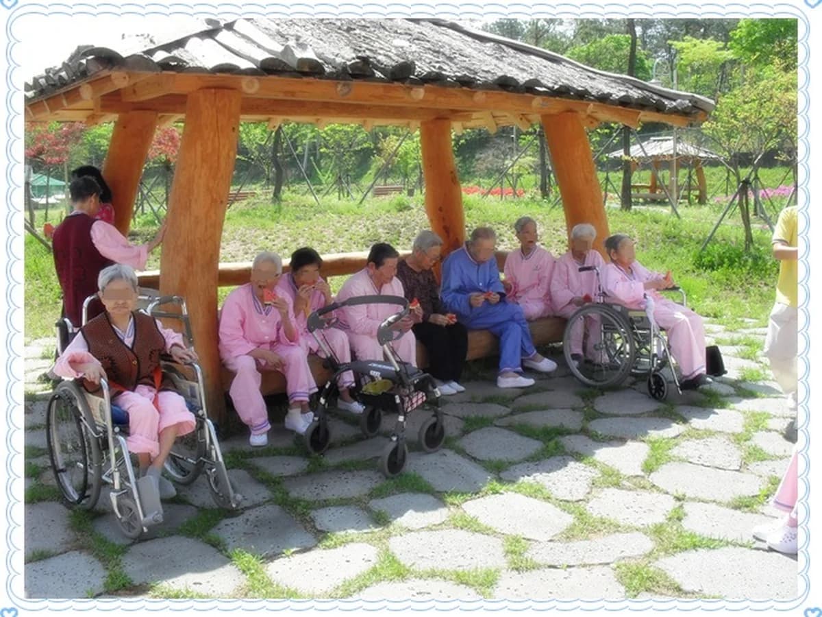 인광전문요양원 이미지 2