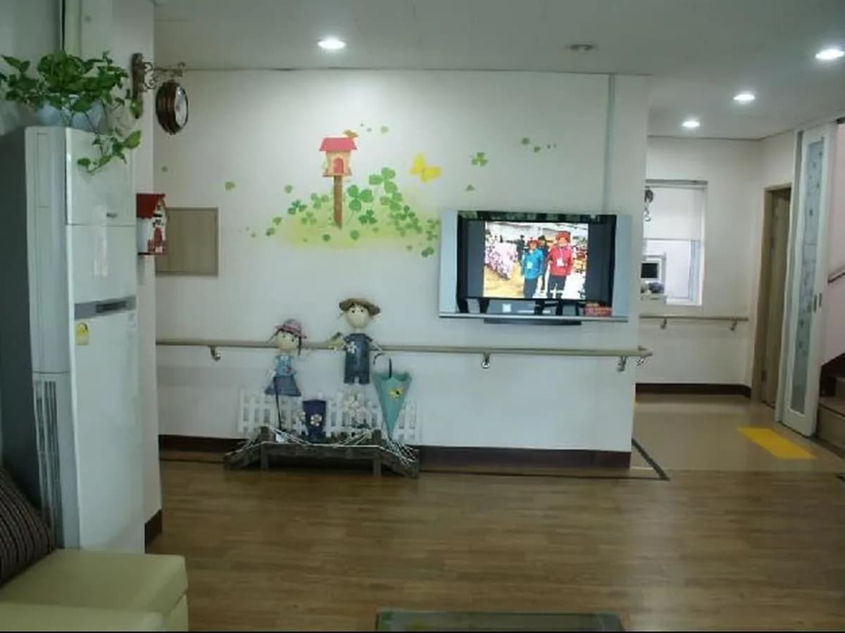 빛고을노인간호센터 이미지 4