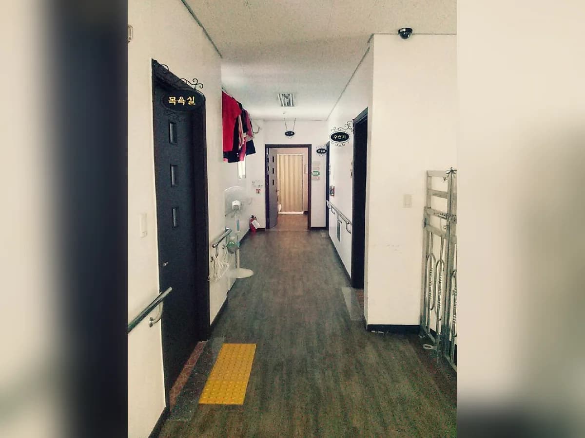 엠마오노인종합센터 이미지 3