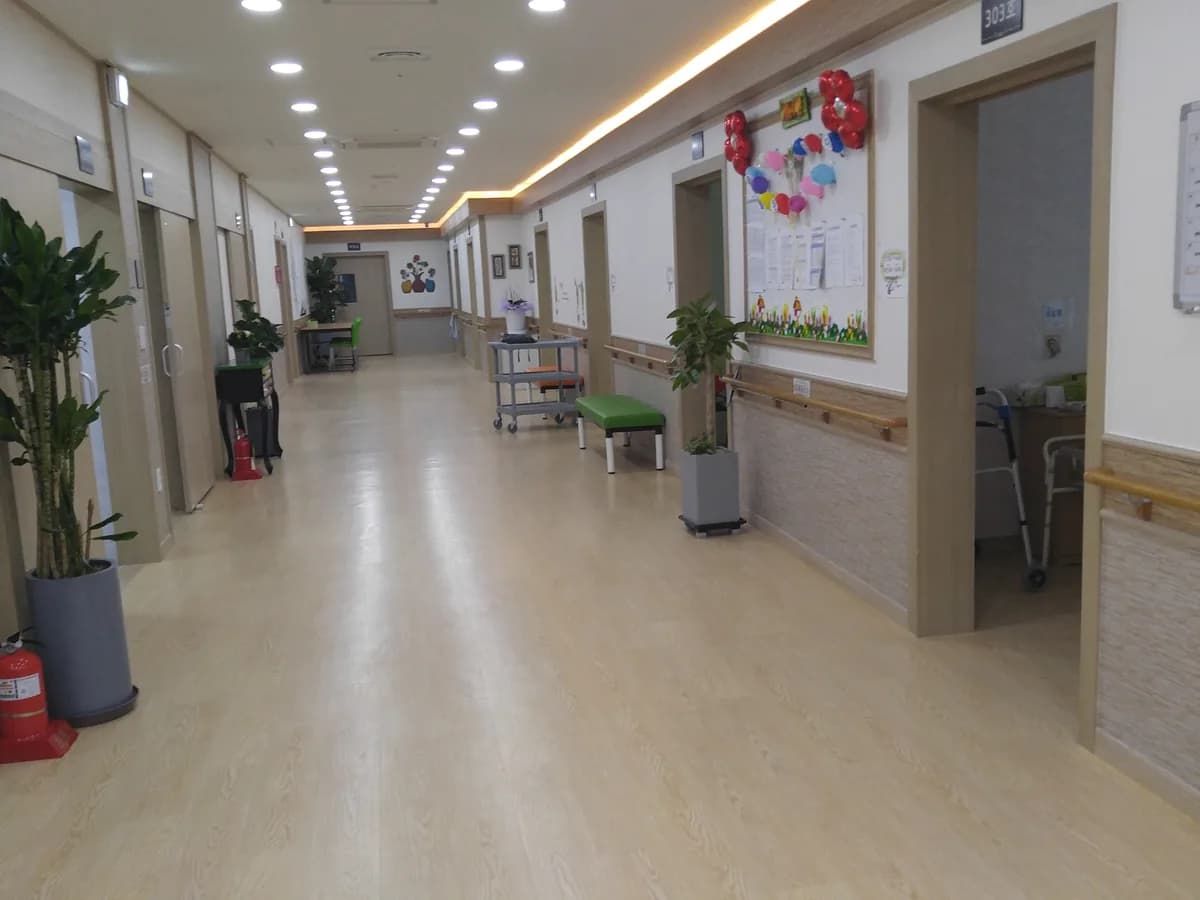실버사랑요양원 이미지 7