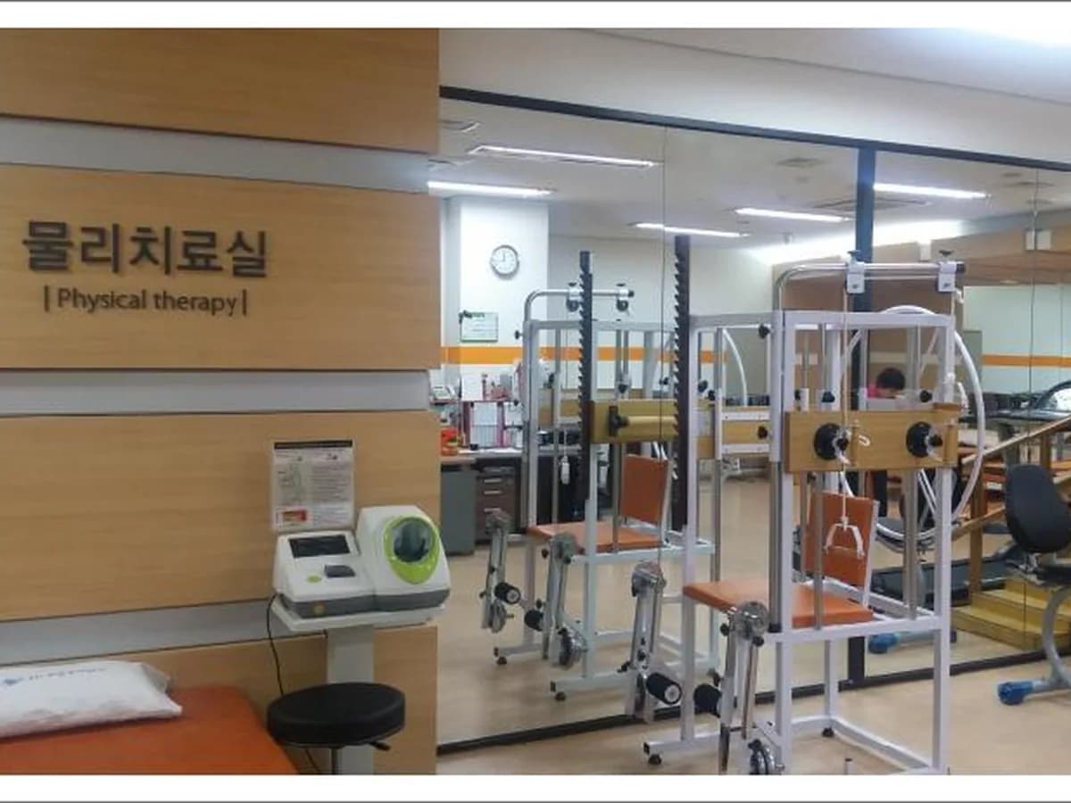 21세기요양복지센터 이미지 8