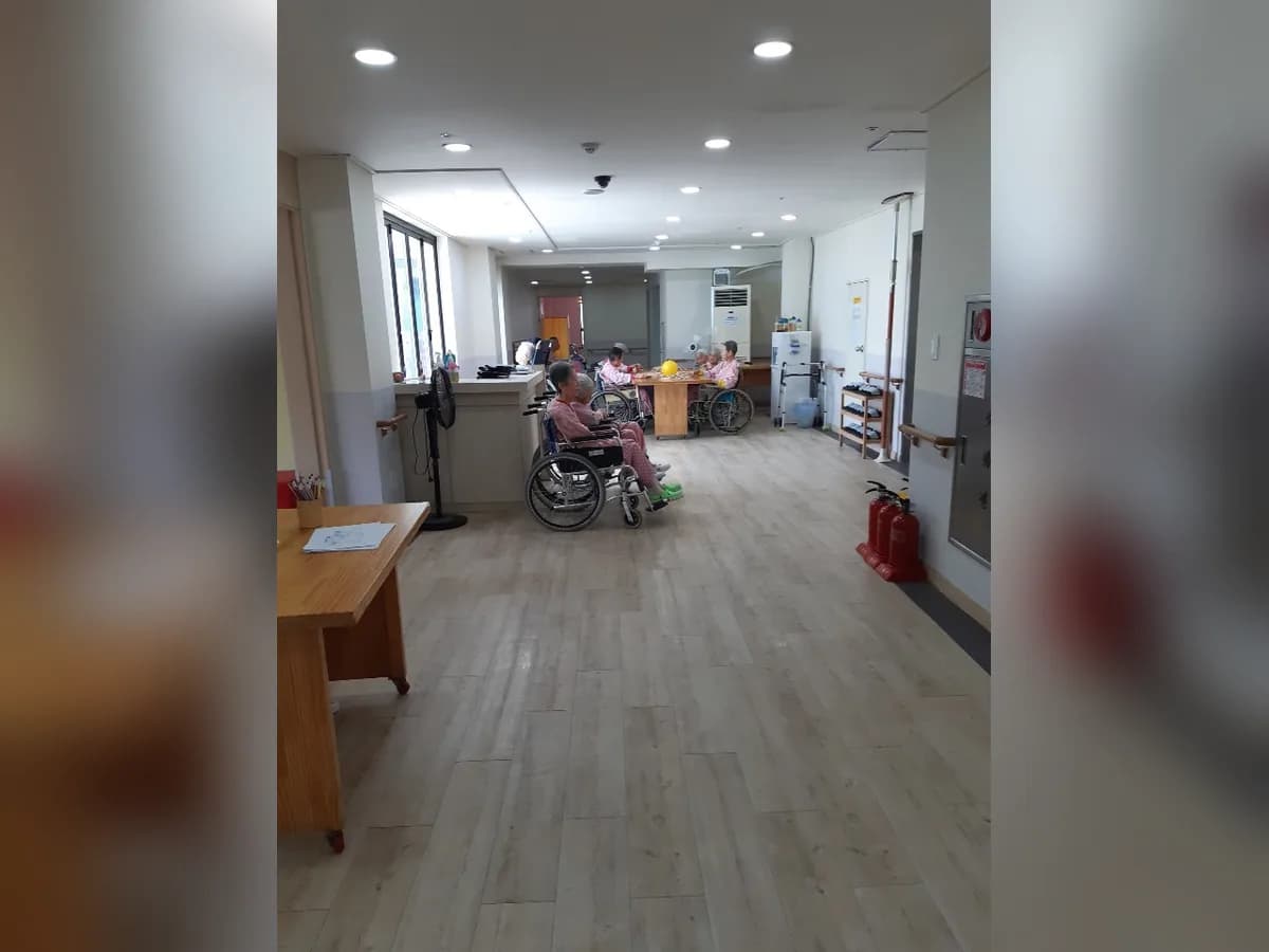 안양푸른요양원 이미지 6