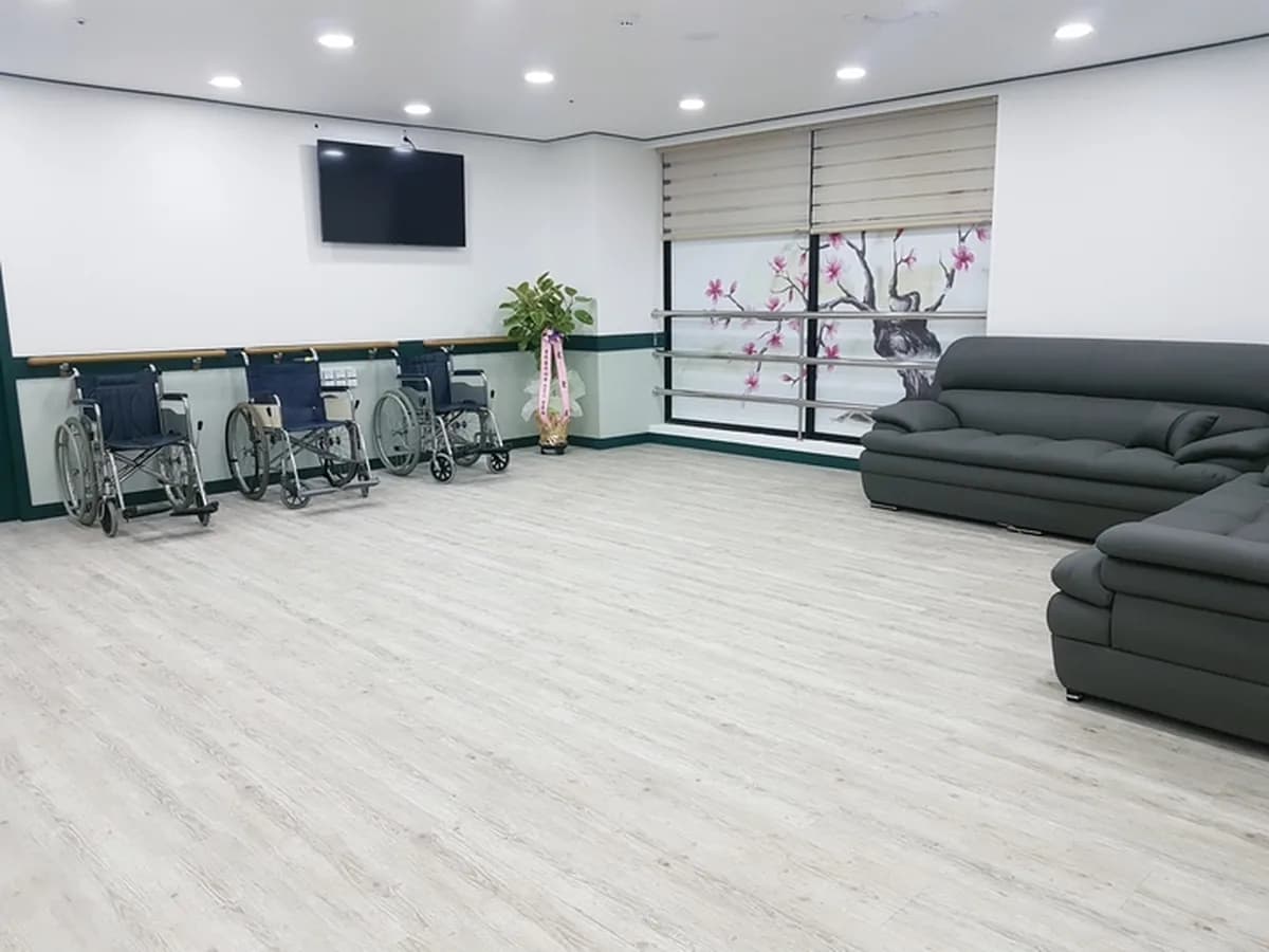 부천복사골요양원 이미지 2