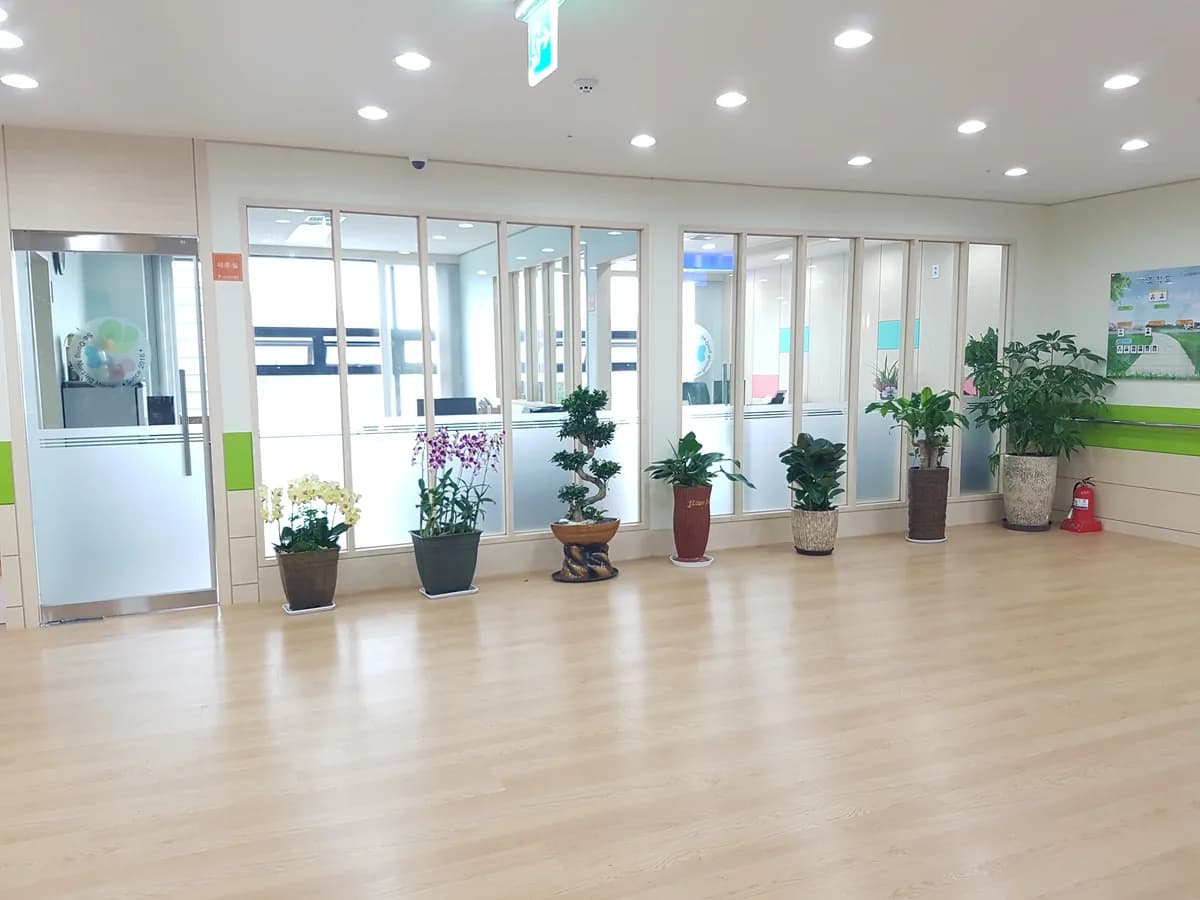 사동전문요양원 이미지 1