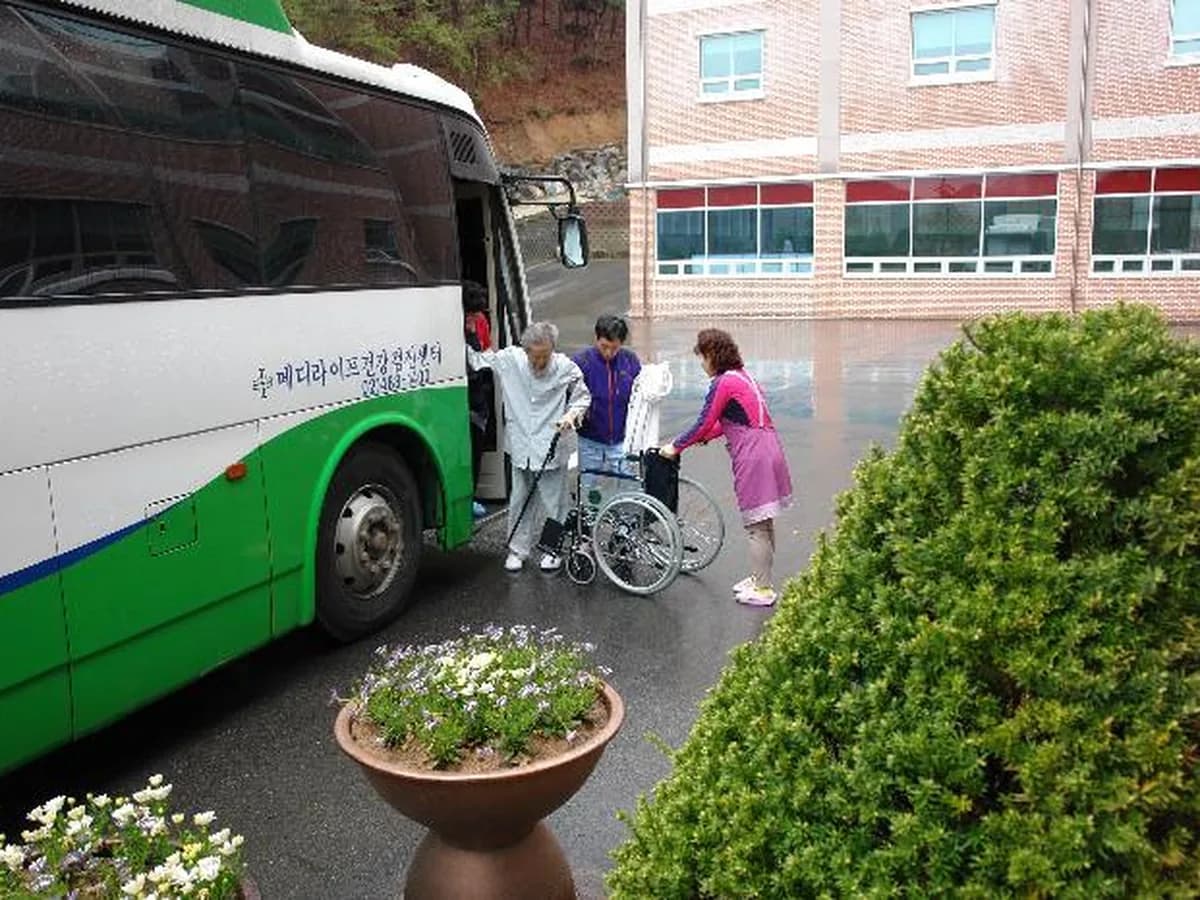 무진노인전문요양원 이미지 8