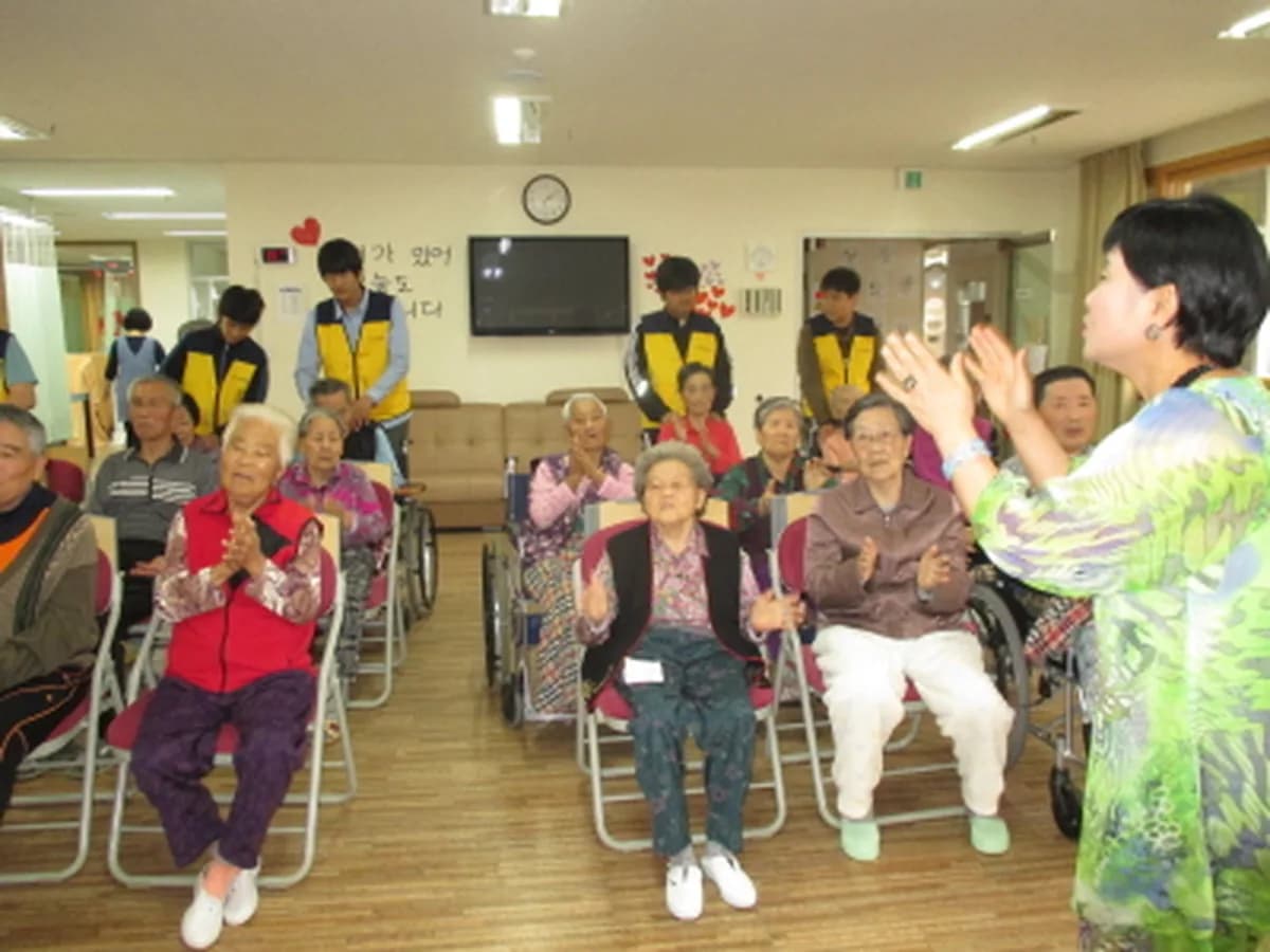 성암노인복지센터 이미지 3