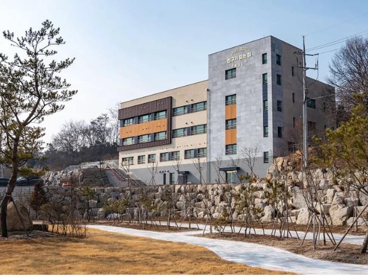 골든브릿지친구가있는집재활요양원 이미지 3