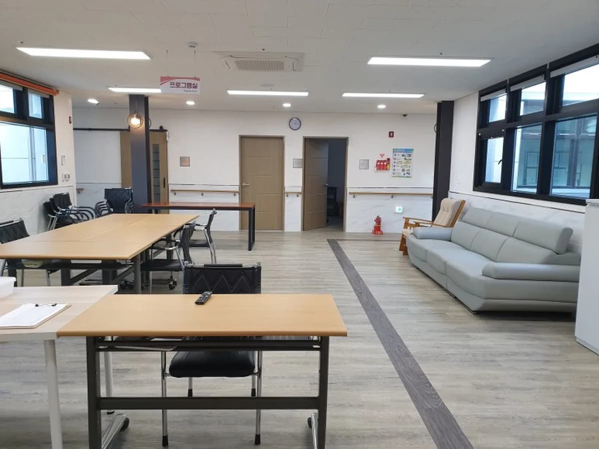 더행복한요양원 이미지 3