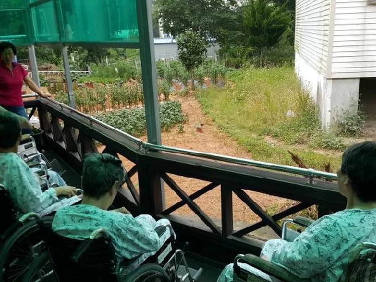 동서노인요양원 이미지 2
