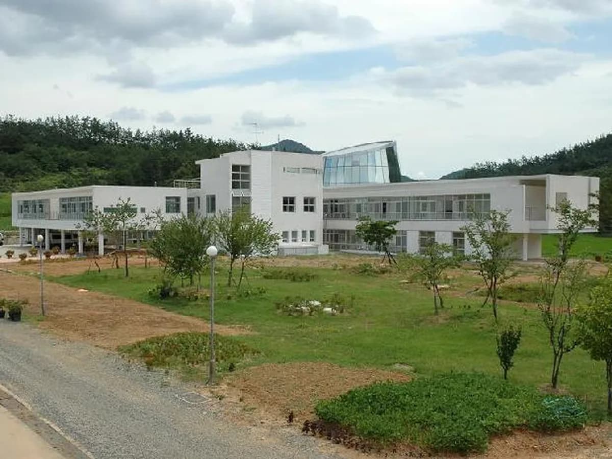 영산노인전문요양원 이미지 1