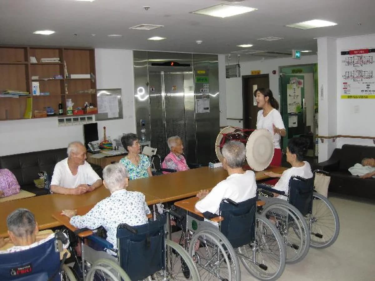 (사회복지법인함평성애원) 함평성애노인요양센터 이미지 2