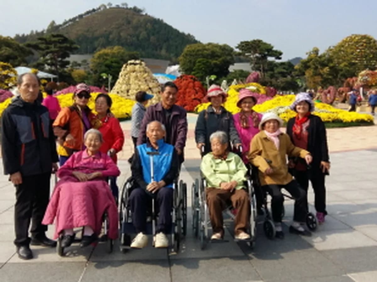 소망뜰 노인전문요양원 이미지 3