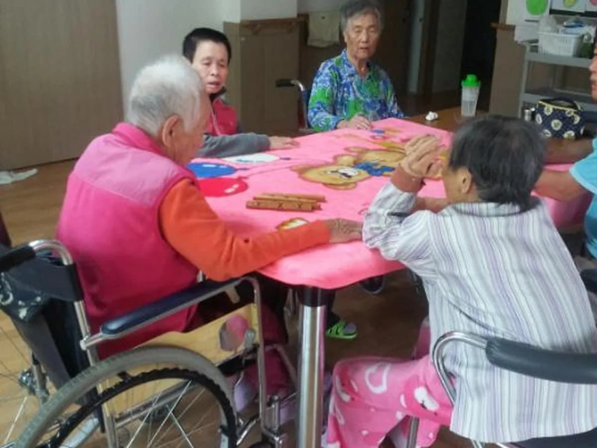 노인요양공동생활가정 사랑가득한집 이미지 5