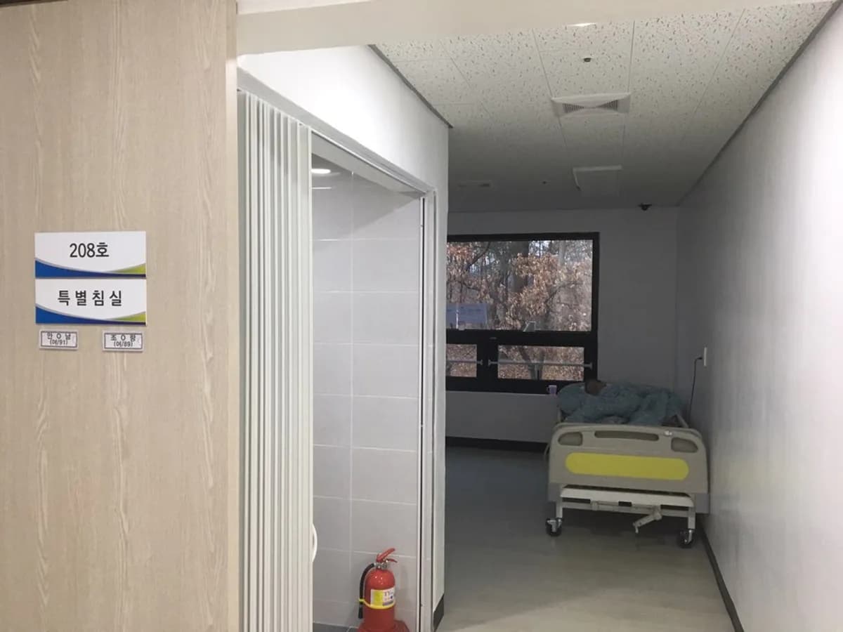 간호전문노인요양원 이미지 2