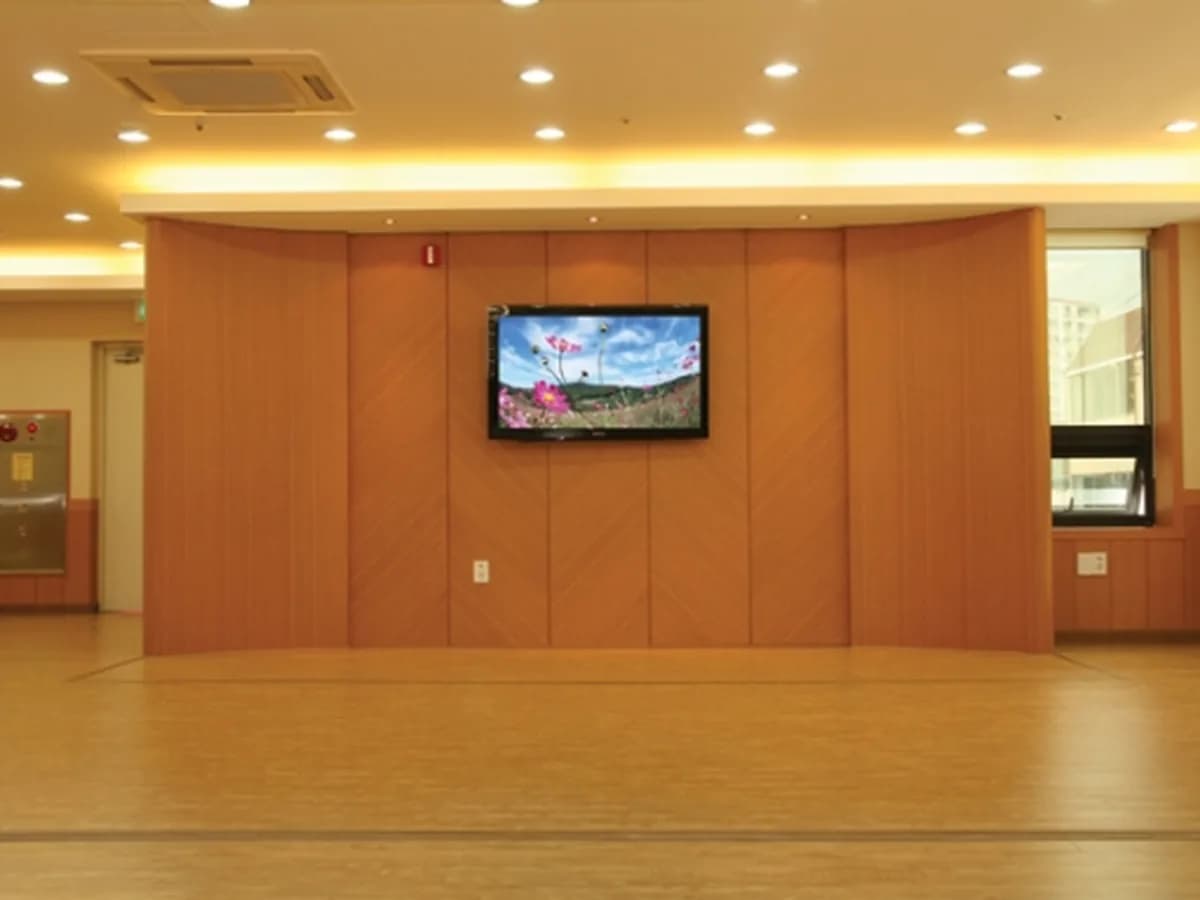 사랑지기어르신마을요양원 이미지 5