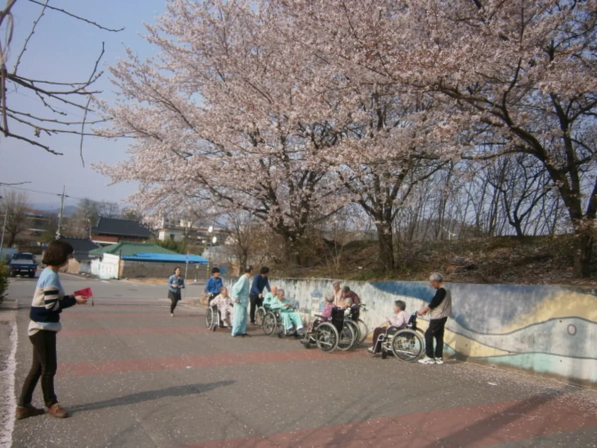 한우리요양원 이미지 2