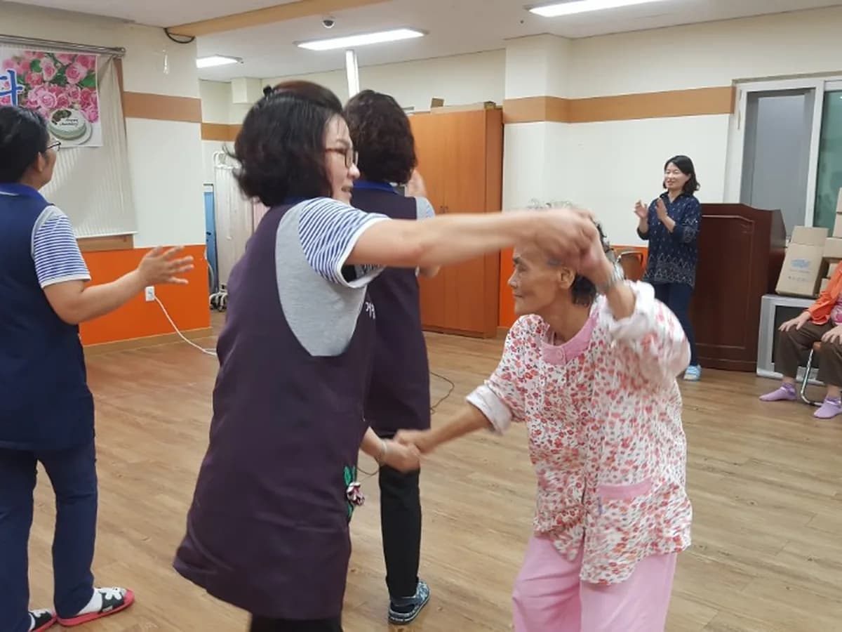 거창노인전문요양원 이미지 5