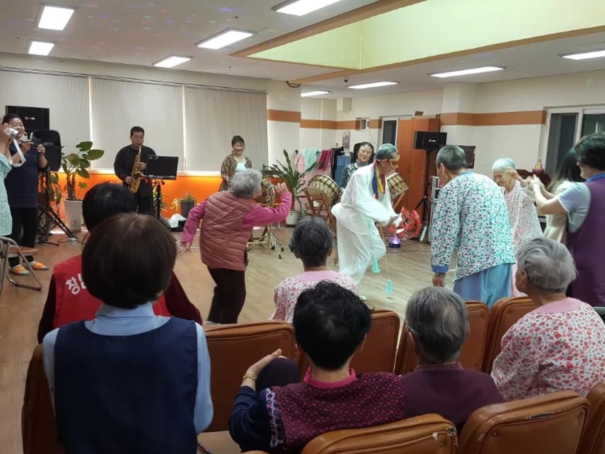 거창노인전문요양원 이미지 6