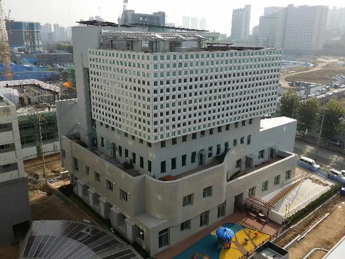 왕십리도선동데이케어센터 이미지 1