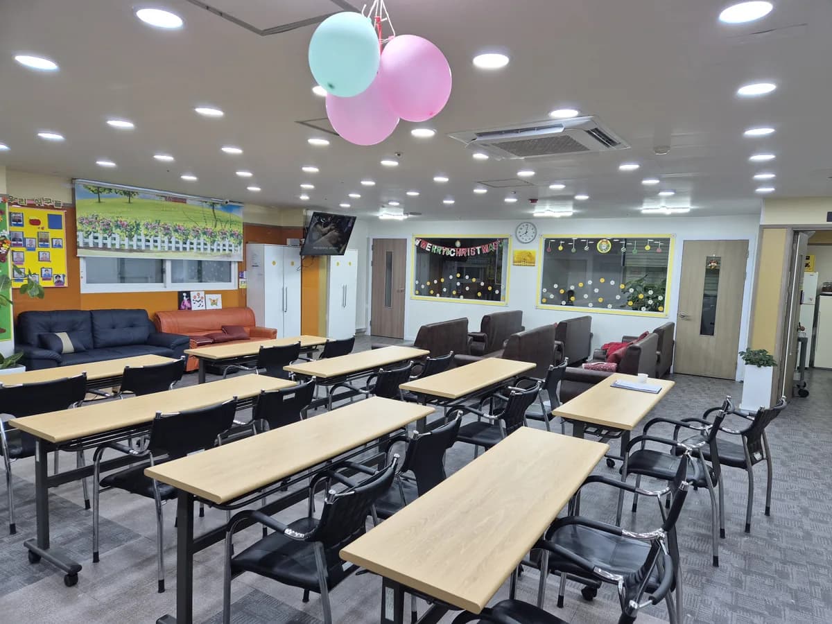 따뜻한동행 데이케어센터 이미지 2