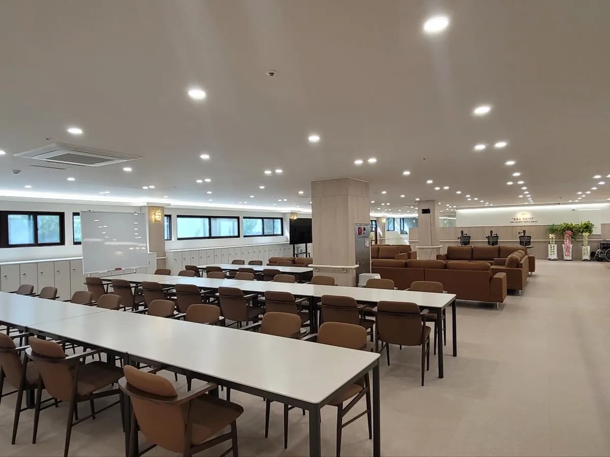 새봄 재활전문 데이케어센터 이미지 4