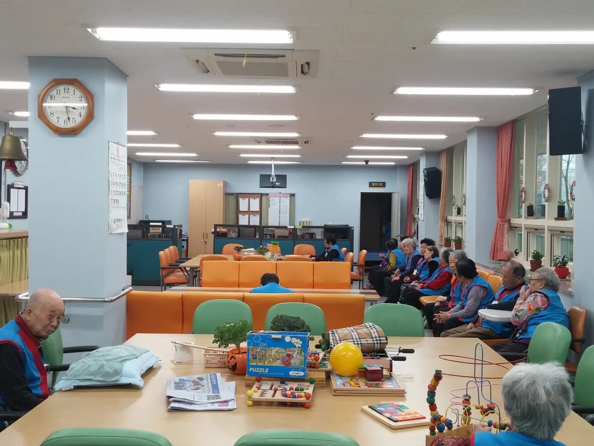 시립은평노인종합복지관병설은평데이케어센터 이미지 7