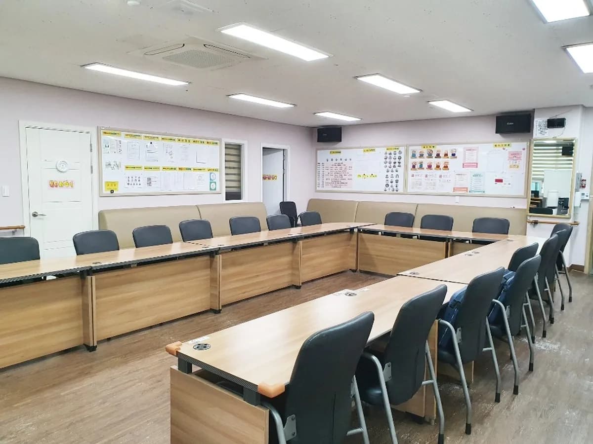 구로노인종합복지관 병설 구로데이케어센터 이미지 3