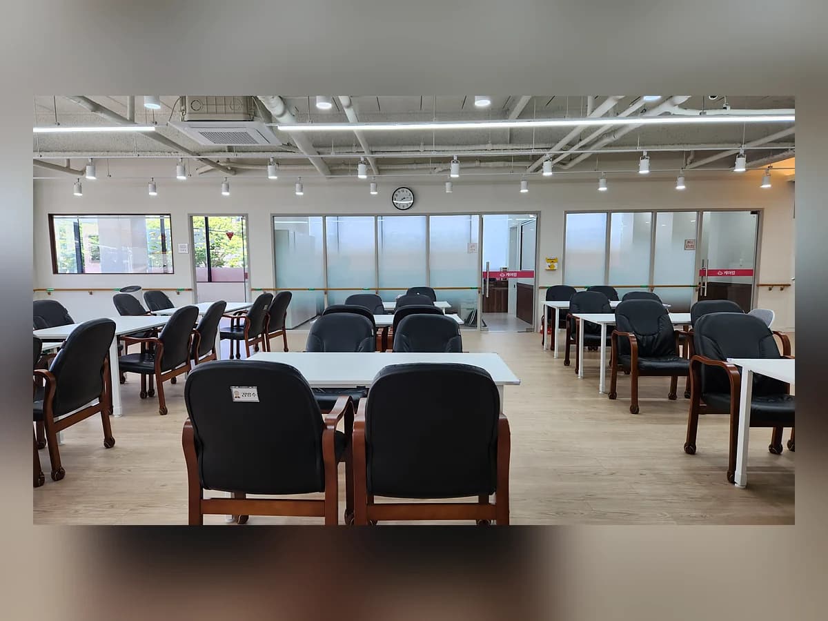 (주)케어링주간보호센터광주용봉점 이미지 9
