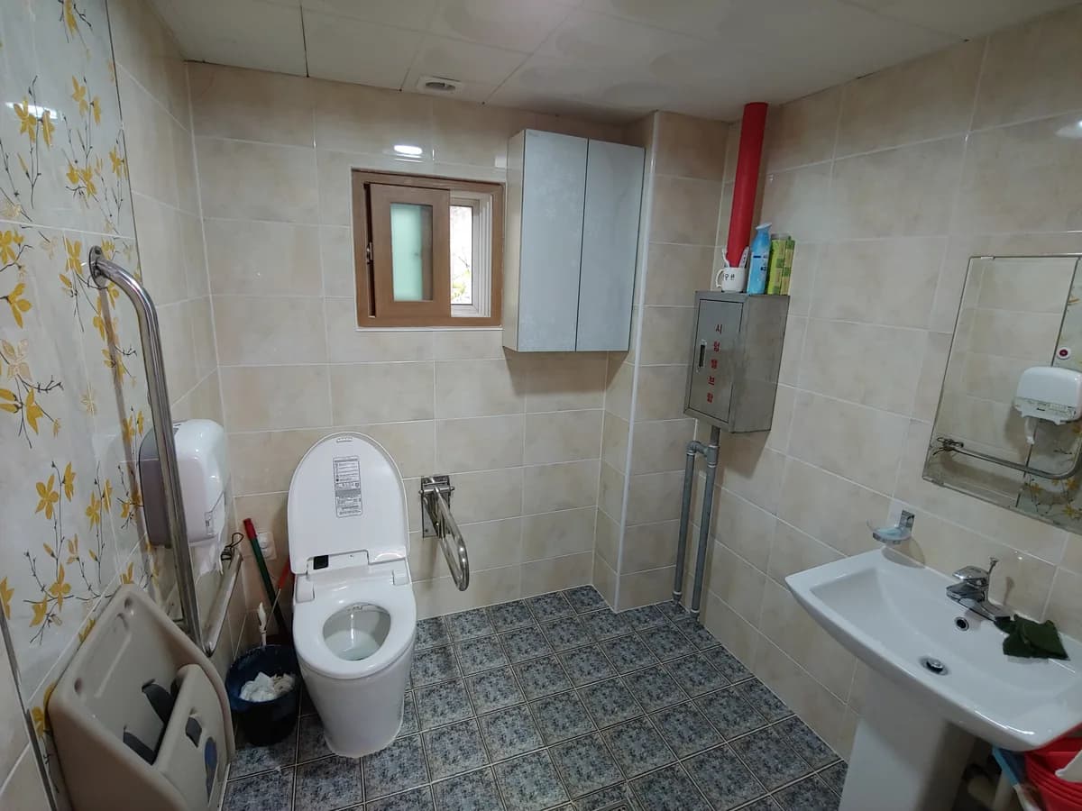 평안교회부설노인복지센터 이미지 6