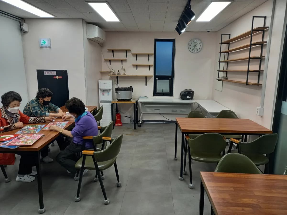 (주)케어링 주간보호센터 광주 서구점 이미지 5