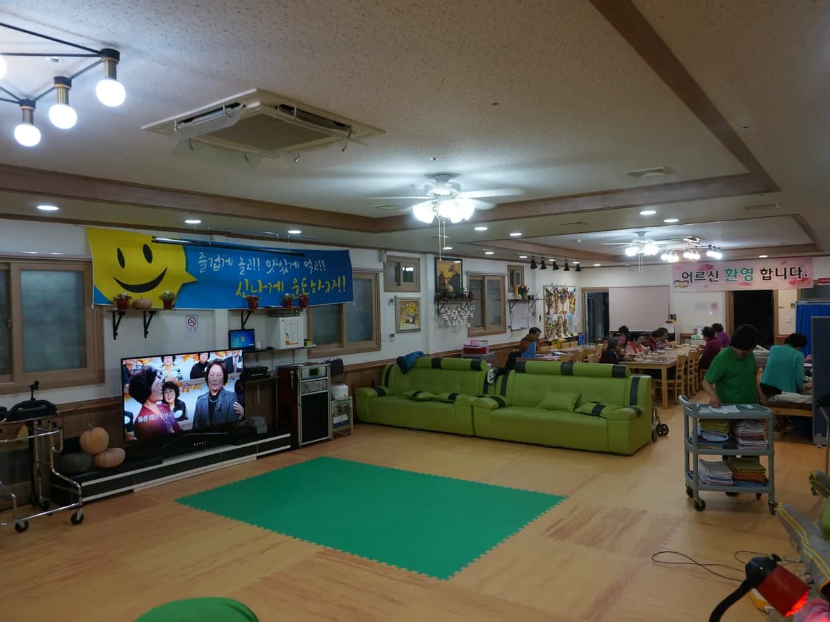 밀알재가노인복지센터 이미지 2