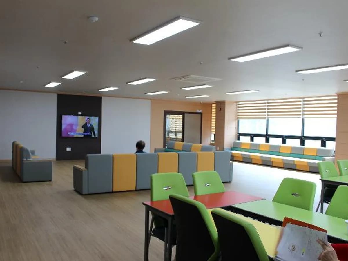 (주)케어링 주간보호센터 대전 둔산점 이미지 5