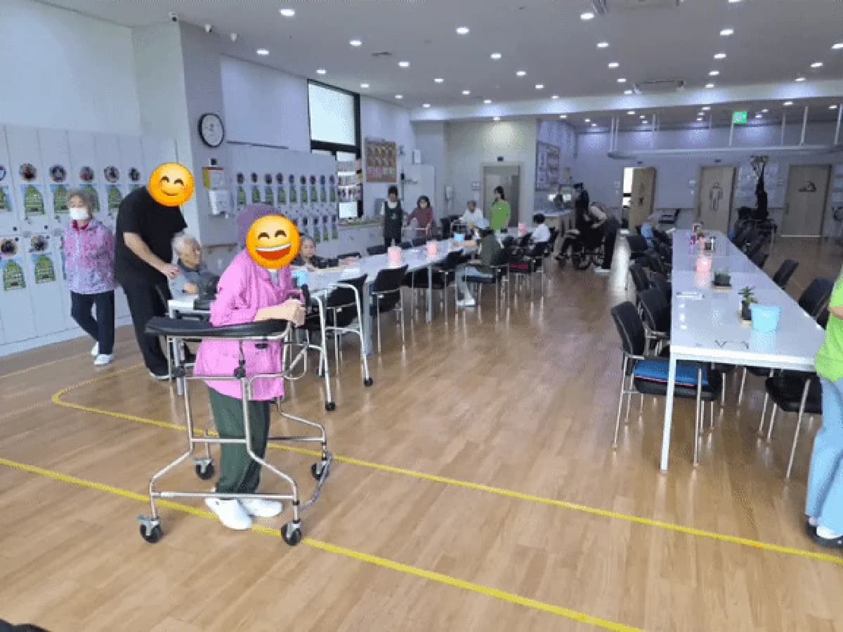 푸른소나무주야간보호센터 부천2호점 이미지 1