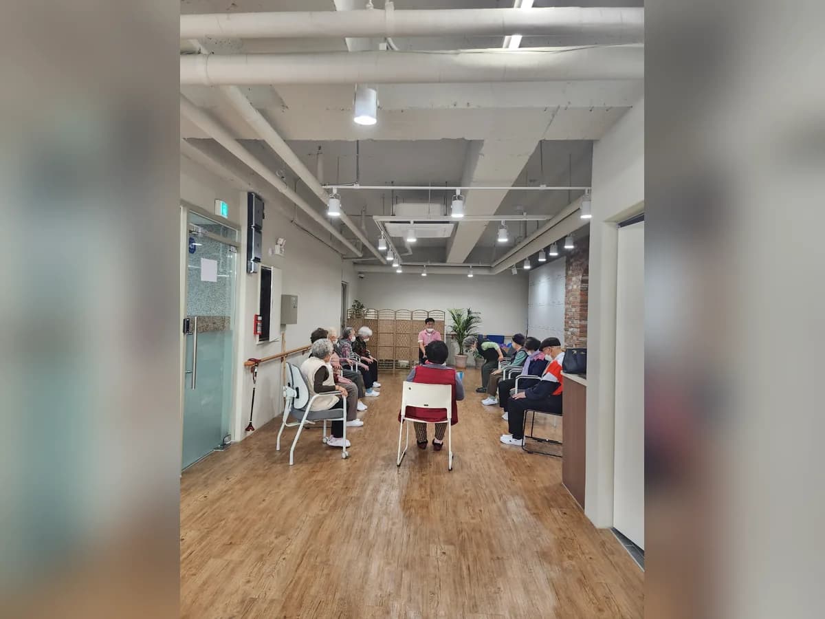 (주)케어링 주간보호센터 의왕점 이미지 3