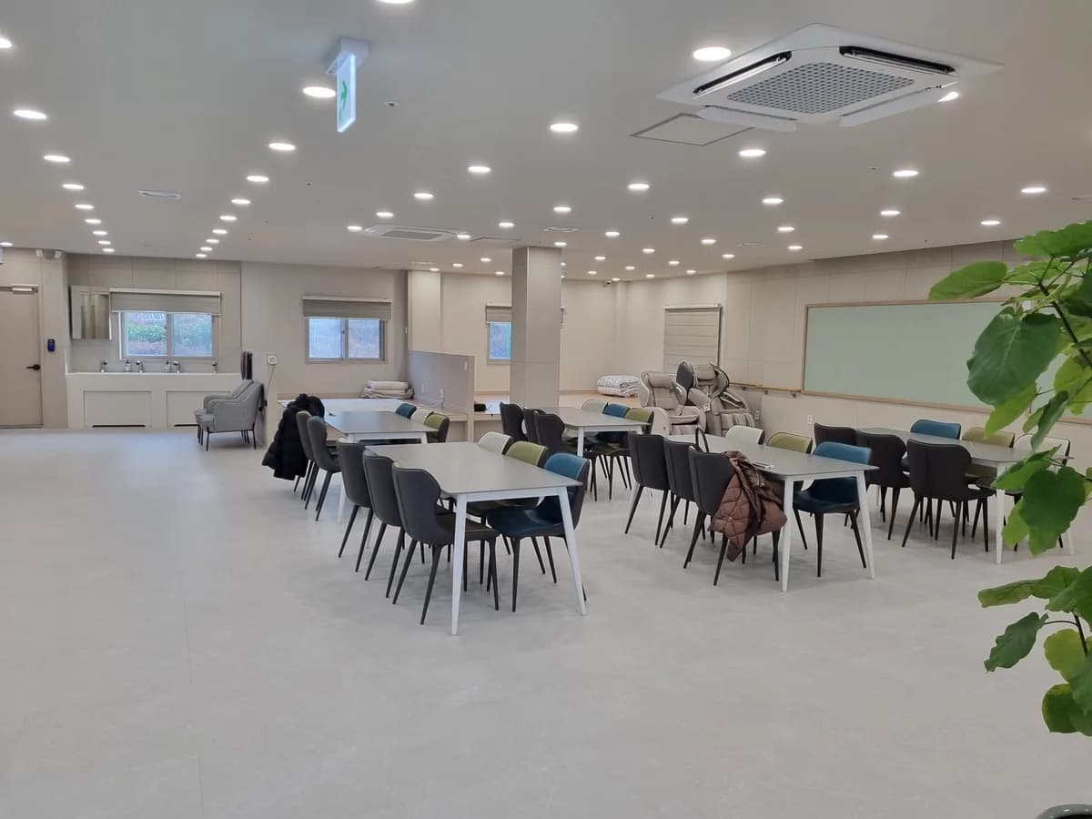 자은주야간보호센터 이미지 3