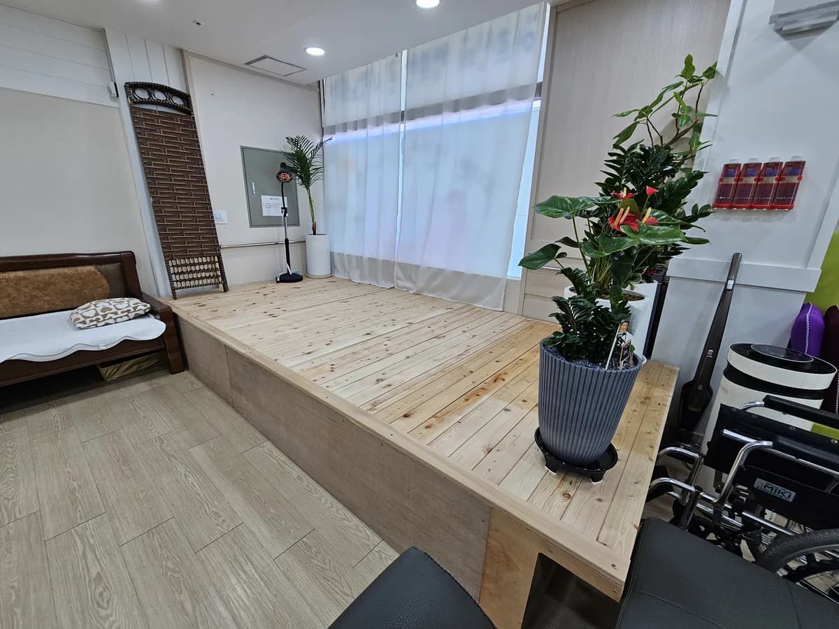 큰사랑주야간보호센터 이미지 3