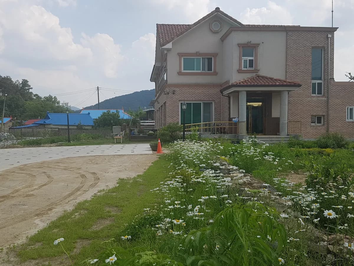굿모닝주야간보호센타 이미지 2