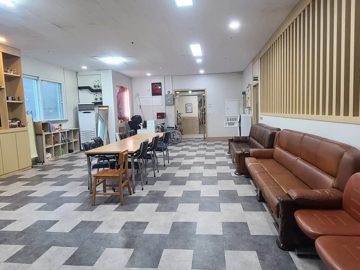 추부노인복지센터 이미지 8