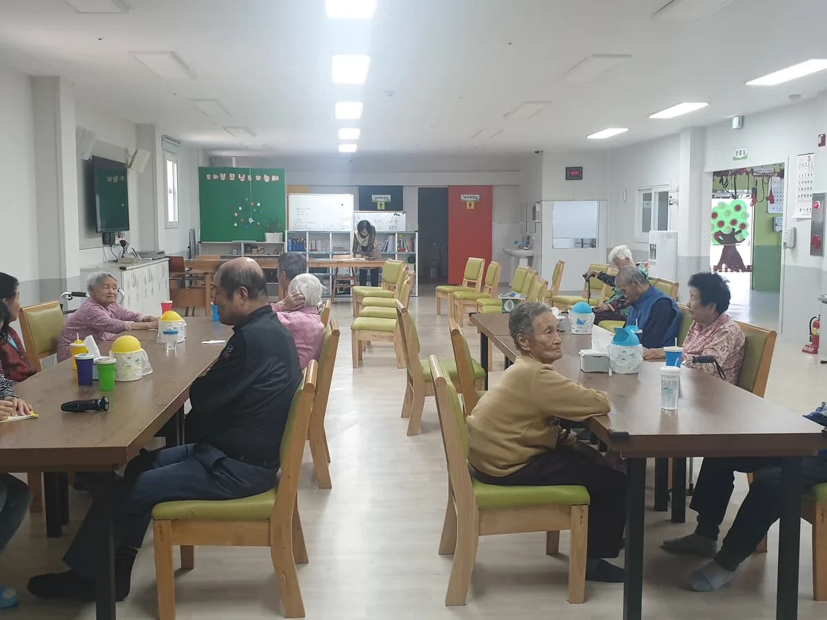 살림노인복지센터 이미지 2