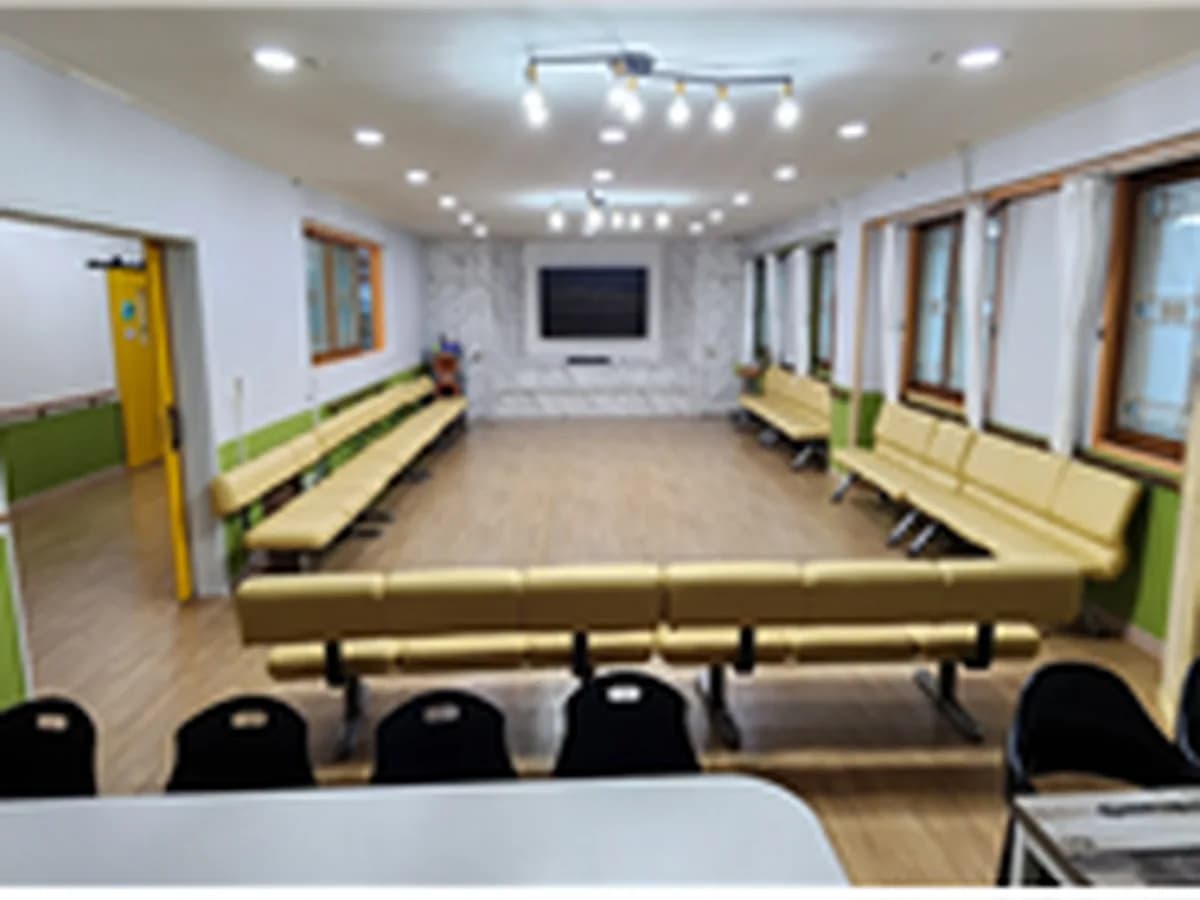 훈훈한재가노인주간보호센터 이미지 1