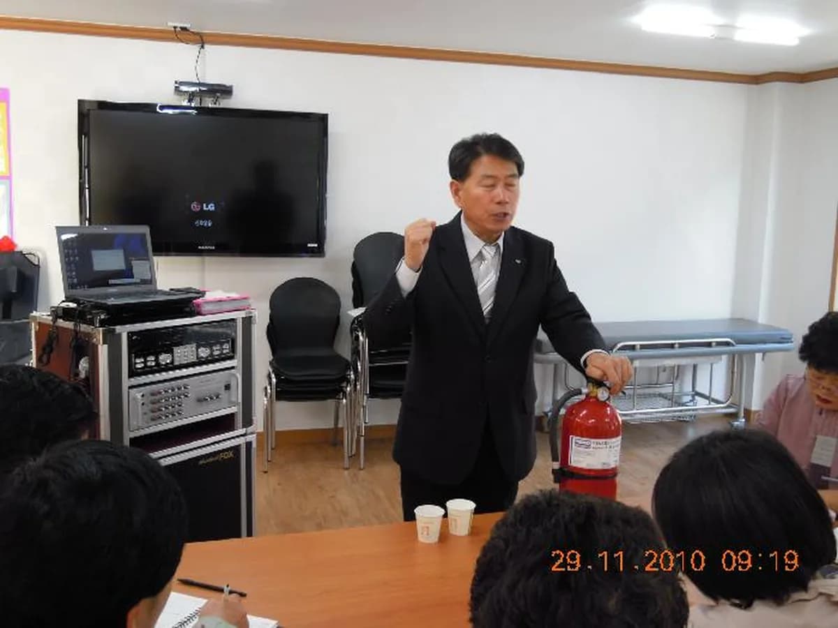 청송국민노인복지센터 이미지 3
