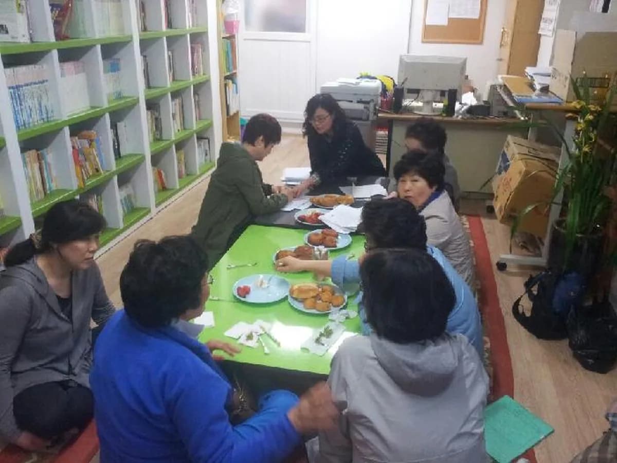 한마음재가노인복지센터 이미지 8